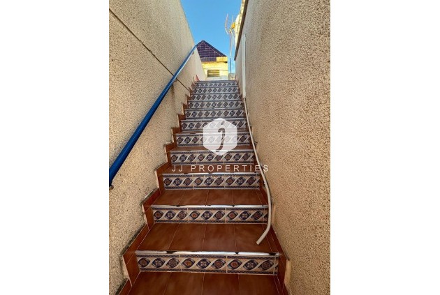 Aus zweiter Hand - Chalet -
Torrevieja - Carrefour