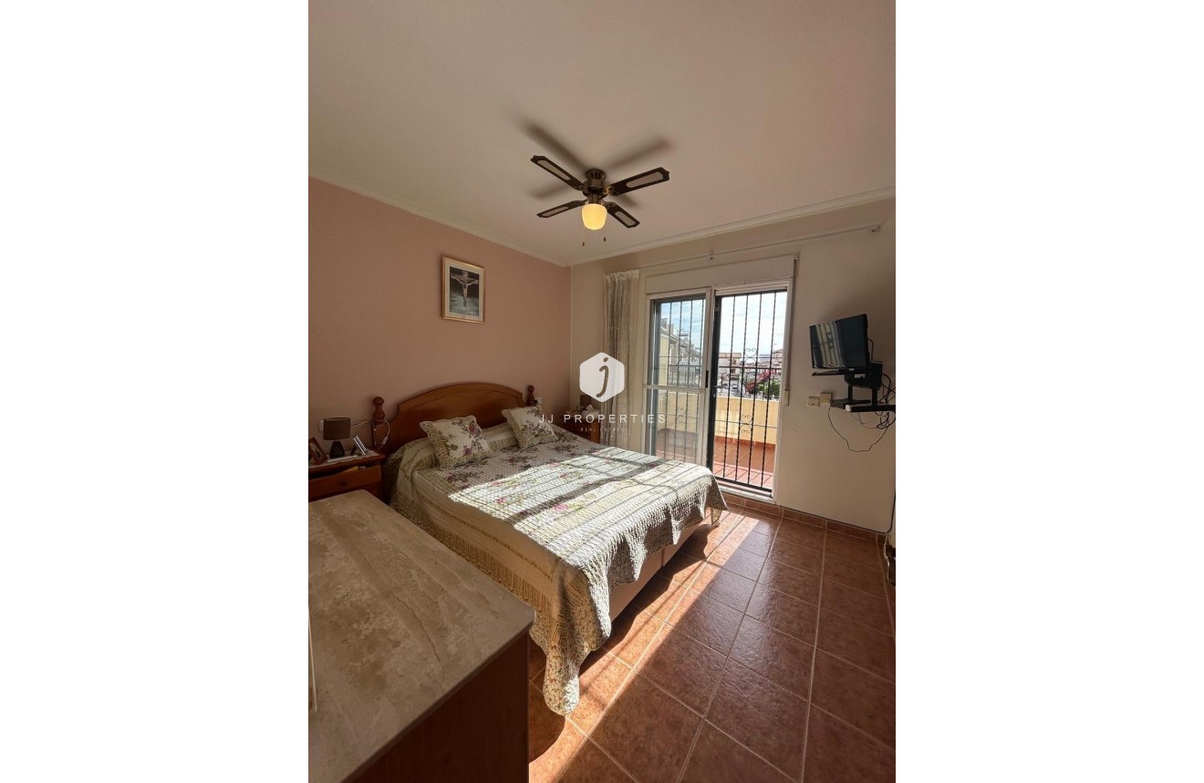 Resale - Duplex -
Orihuela Costa - Punta Prima