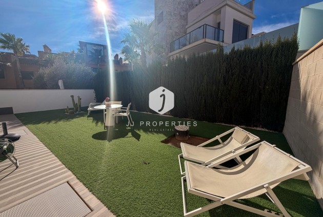 Resale - Villa -
San Miguel de Salinas - Bellavista