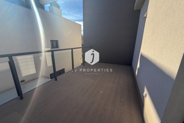 Resale - Villa -
San Miguel de Salinas - Bellavista