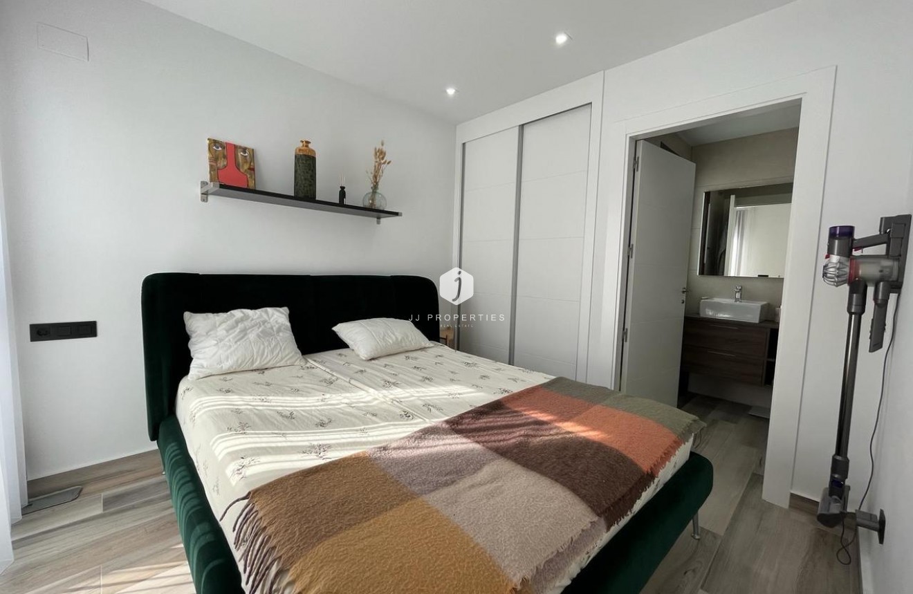 Resale - Villa -
Los Balcones - Costa Blanca