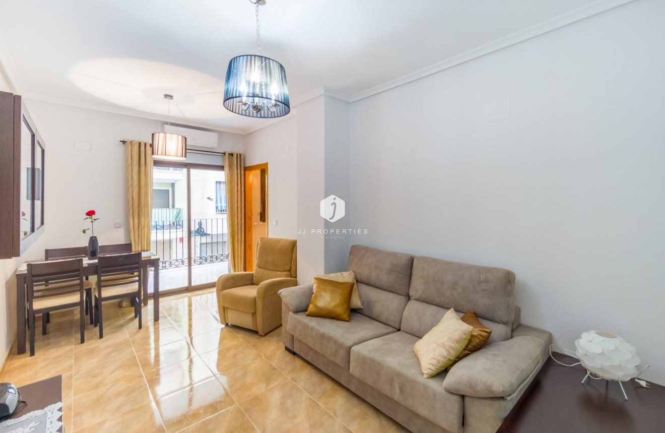 Resale - Apartment / flat -
Torrevieja - Acequion