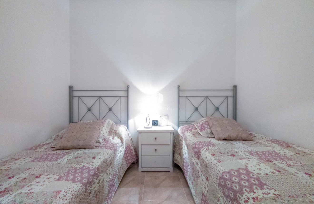 Resale - Apartment / flat -
Torrevieja - Acequion