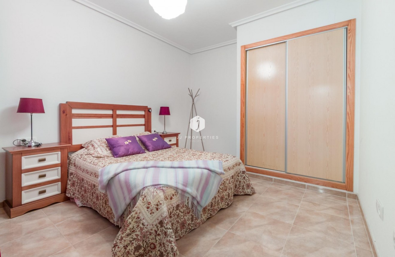 Resale - Apartment / flat -
Torrevieja - Acequion