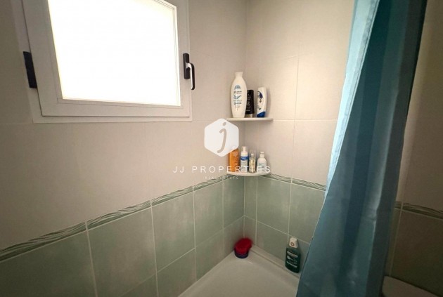 Resale - Apartment / flat -
Torrevieja - Centro