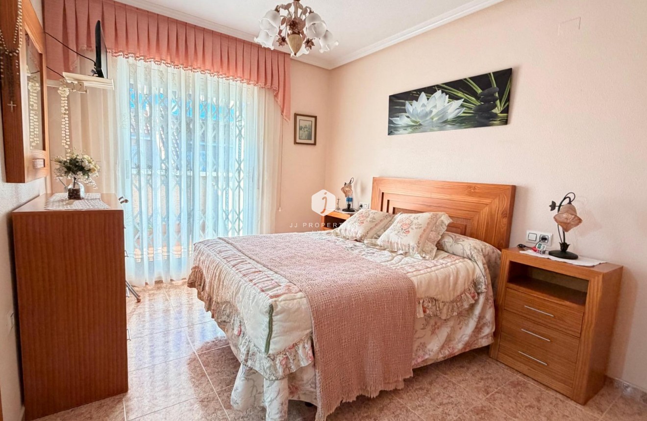 Resale - Penthouse -
Torrevieja - Acequion