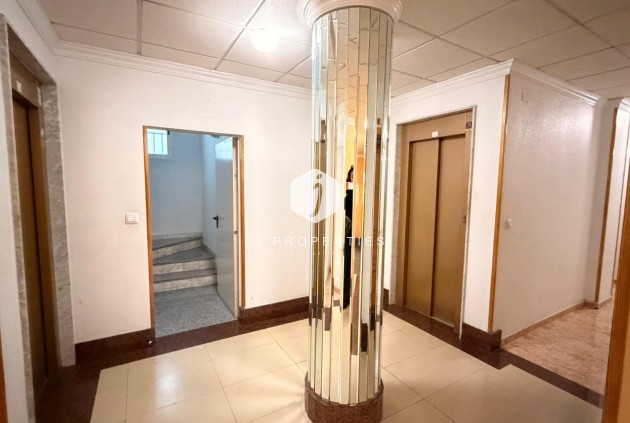 Resale - Penthouse -
Torrevieja - Acequion