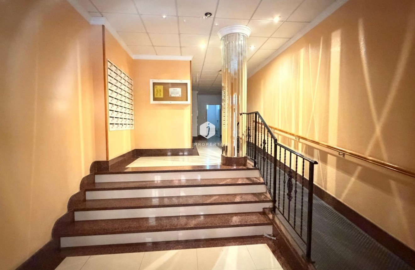 Resale - Penthouse -
Torrevieja - Acequion