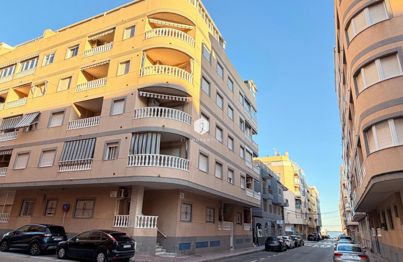 Resale - Penthouse -
Torrevieja - Acequion