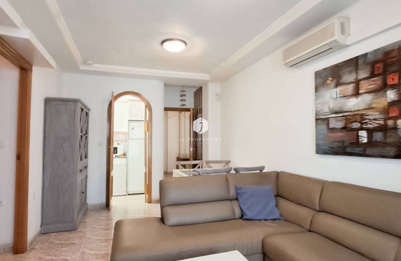 Aus zweiter Hand - Wohnung -
Torrevieja - Playa del Cura