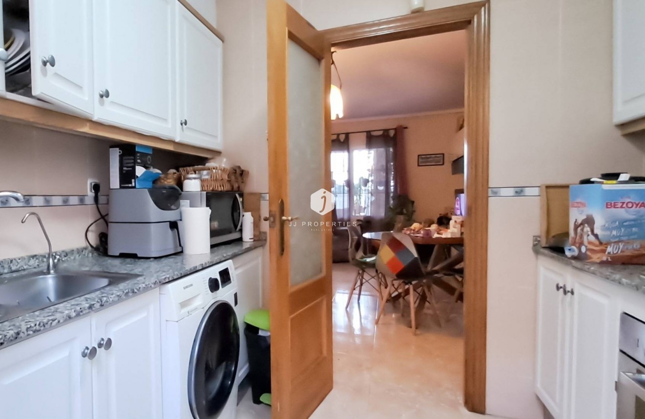 Resale - Chalet -
Torrevieja - Parque Acuático - Sector 25