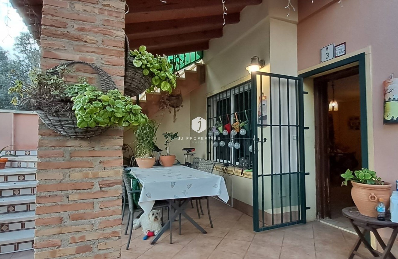 Resale - Chalet -
Torrevieja - Parque Acuático - Sector 25