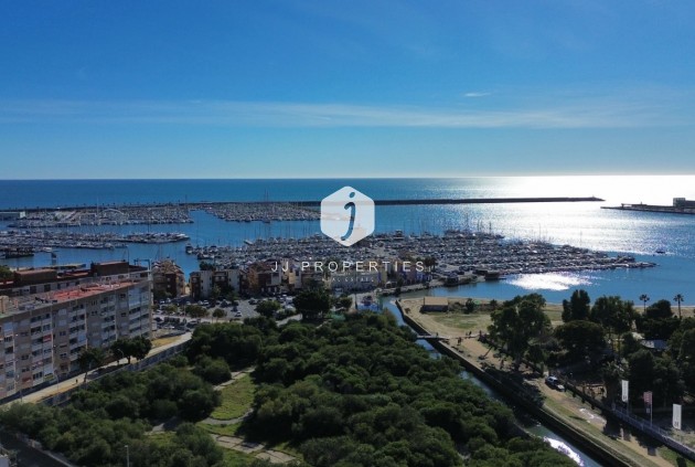 Tweedehands - Appartement / flat -
Torrevieja - Costa Blanca