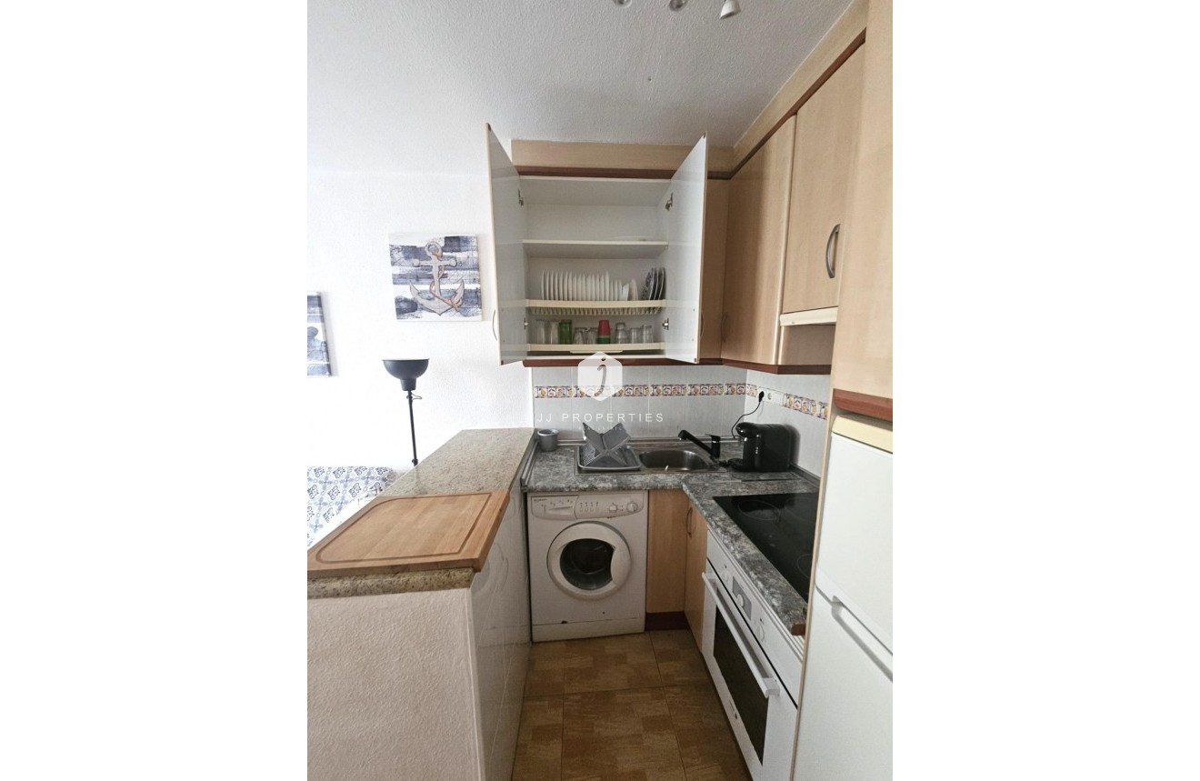 Resale - Bungalow -
Torrevieja - Los Balcones