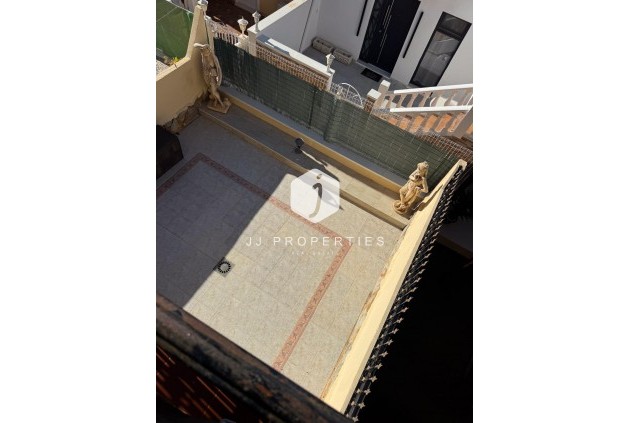 D'occasion - Duplex -
Orihuela Costa - Los Almendros-la Florida