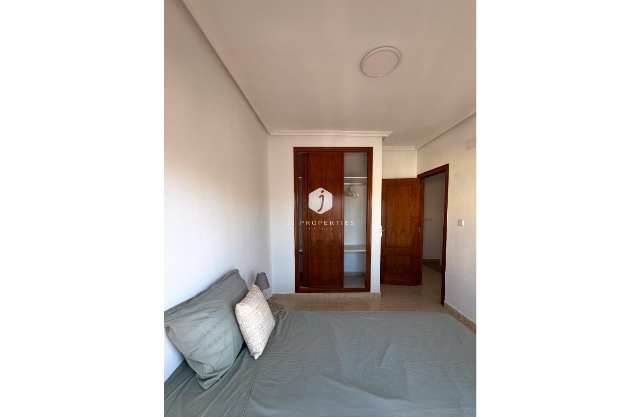 D'occasion - Duplex -
Orihuela Costa - Los Almendros-la Florida