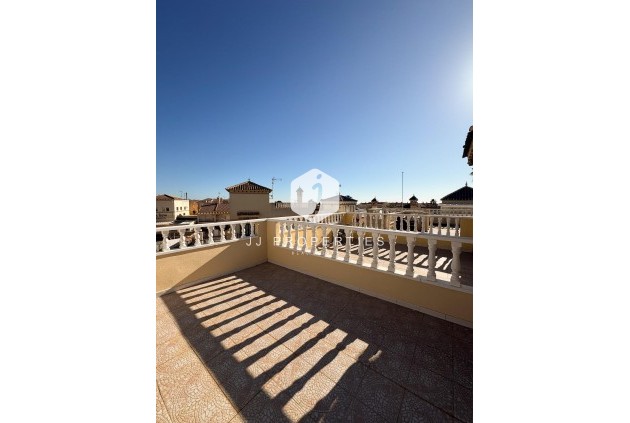 D'occasion - Duplex -
Orihuela Costa - Los Almendros-la Florida