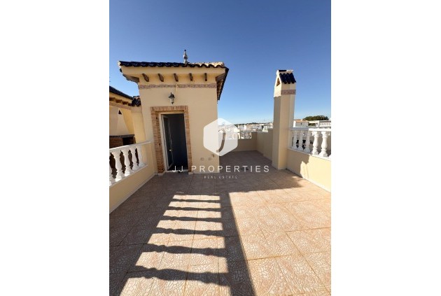 D'occasion - Duplex -
Orihuela Costa - Los Almendros-la Florida