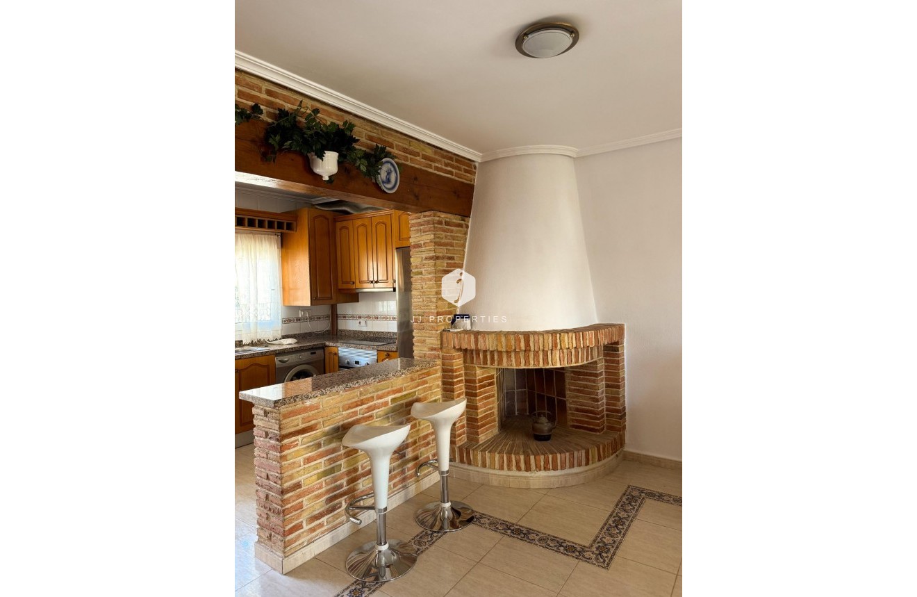 D'occasion - Duplex -
Orihuela Costa - Los Almendros-la Florida