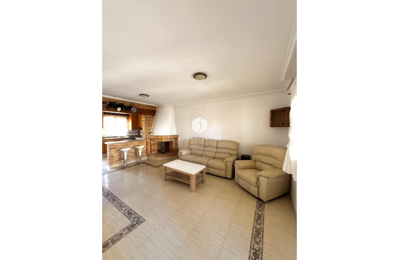 D'occasion - Duplex -
Orihuela Costa - Los Almendros-la Florida