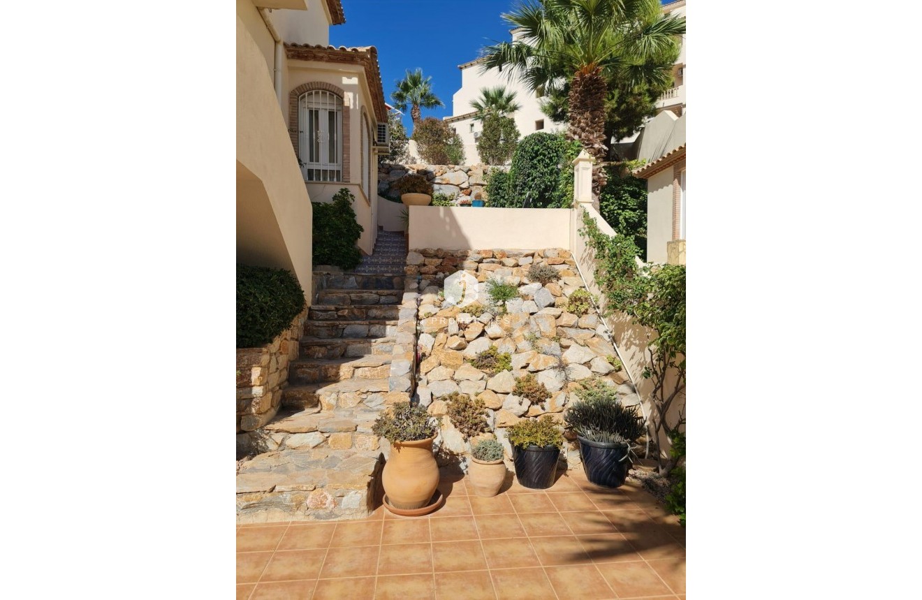 Resale - Villa -
Orihuela Costa - Lomas De Campoamor-las Ramblas