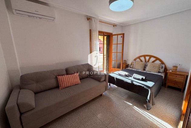 Resale - Apartment / flat -
Torrevieja - Los Frutales