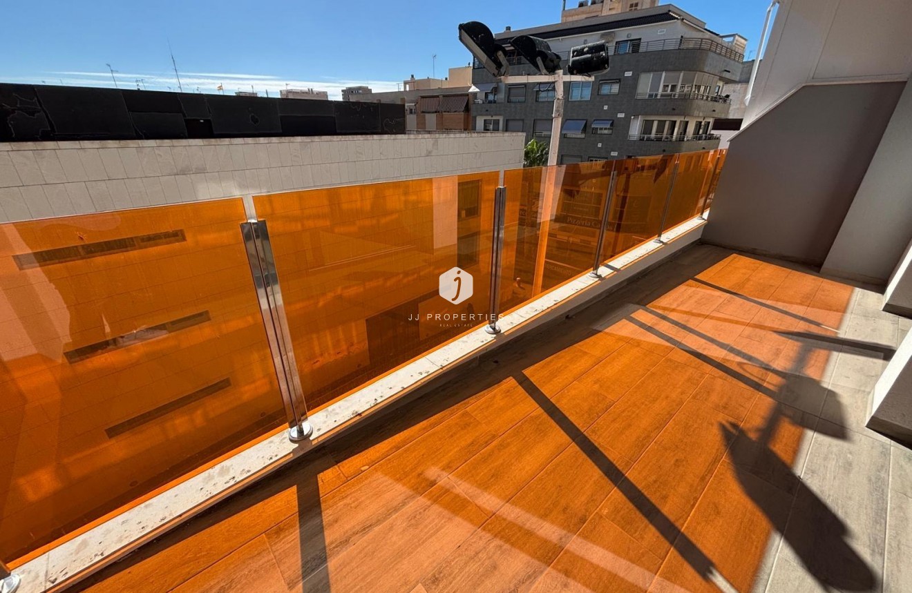 Resale - Apartment / flat -
Torrevieja - Estacion de autobuses