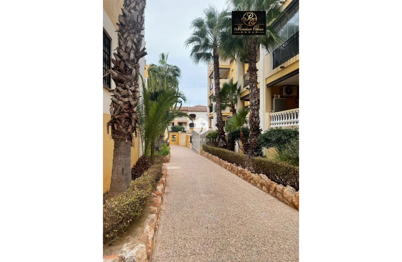 Resale - Penthouse -
Torrevieja - Los Frutales