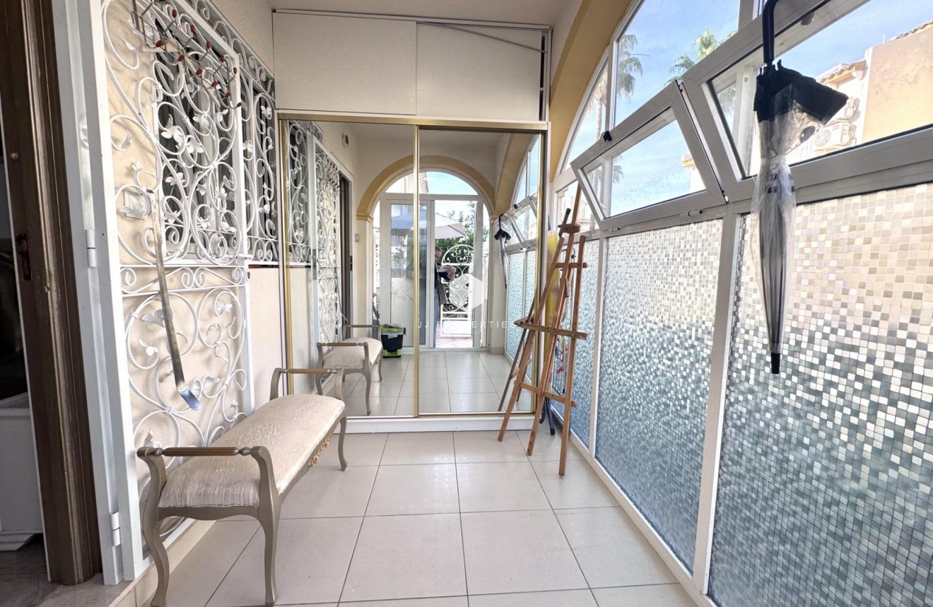 Aus zweiter Hand - Chalet -
Orihuela Costa - Playa Flamenca