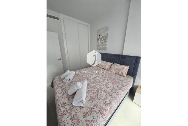 Resale - Apartment / flat -
Torrevieja - Estacion de autobuses