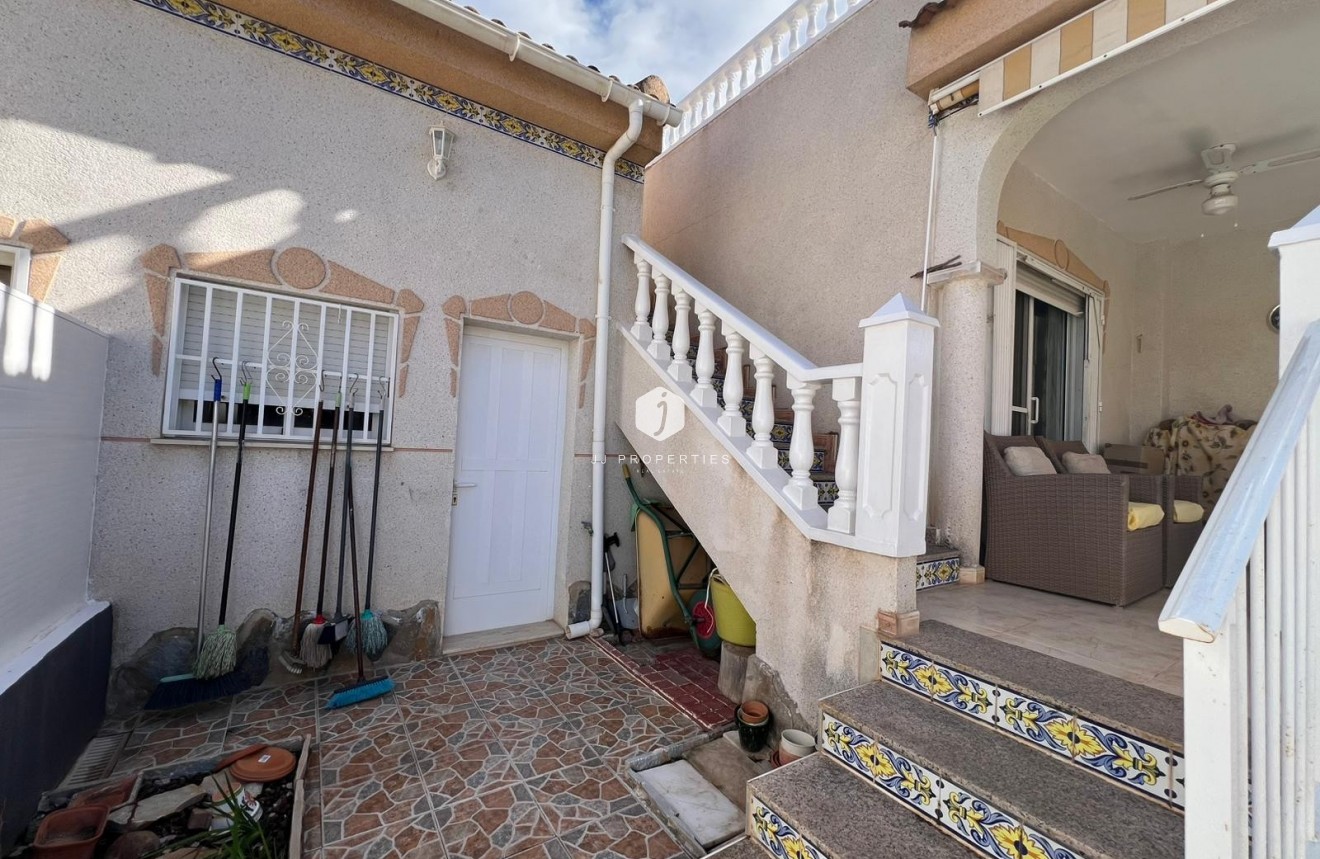 Resale - Chalet -
Algorfa - Inland