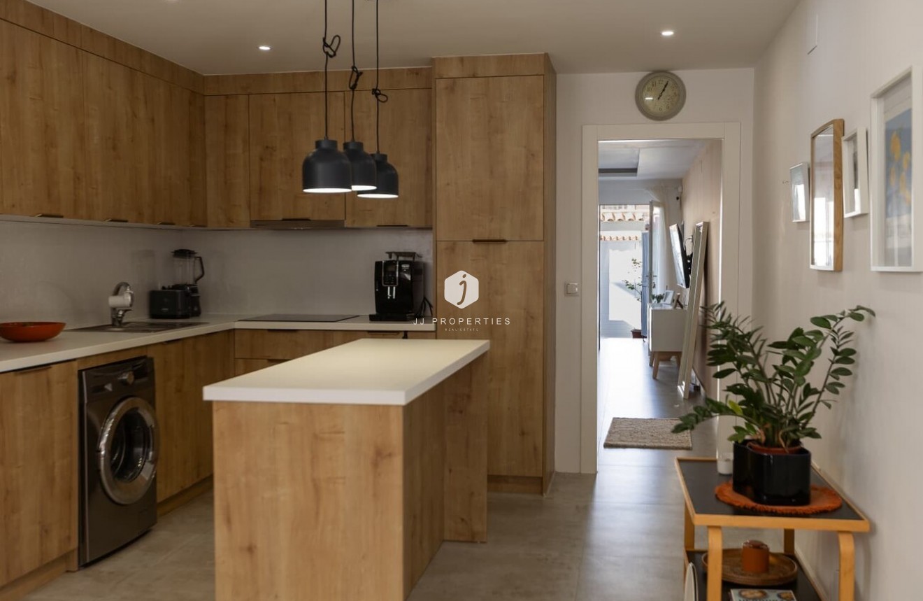 Segunda mano - Chalet -
Torrevieja