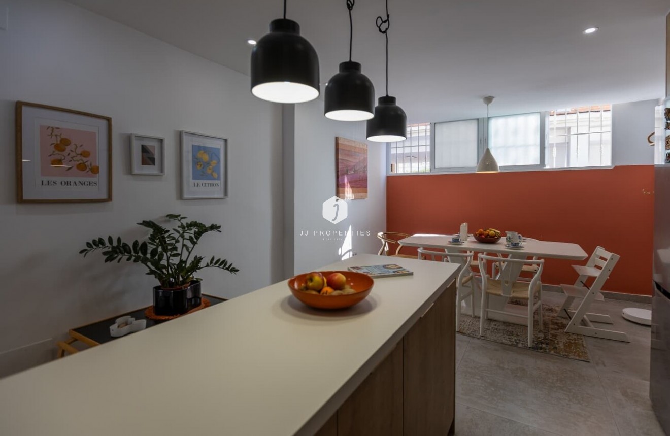 Segunda mano - Chalet -
Torrevieja