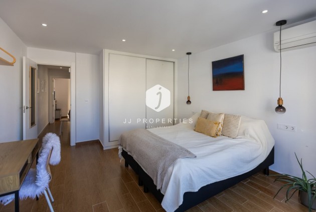 Segunda mano - Chalet -
Torrevieja