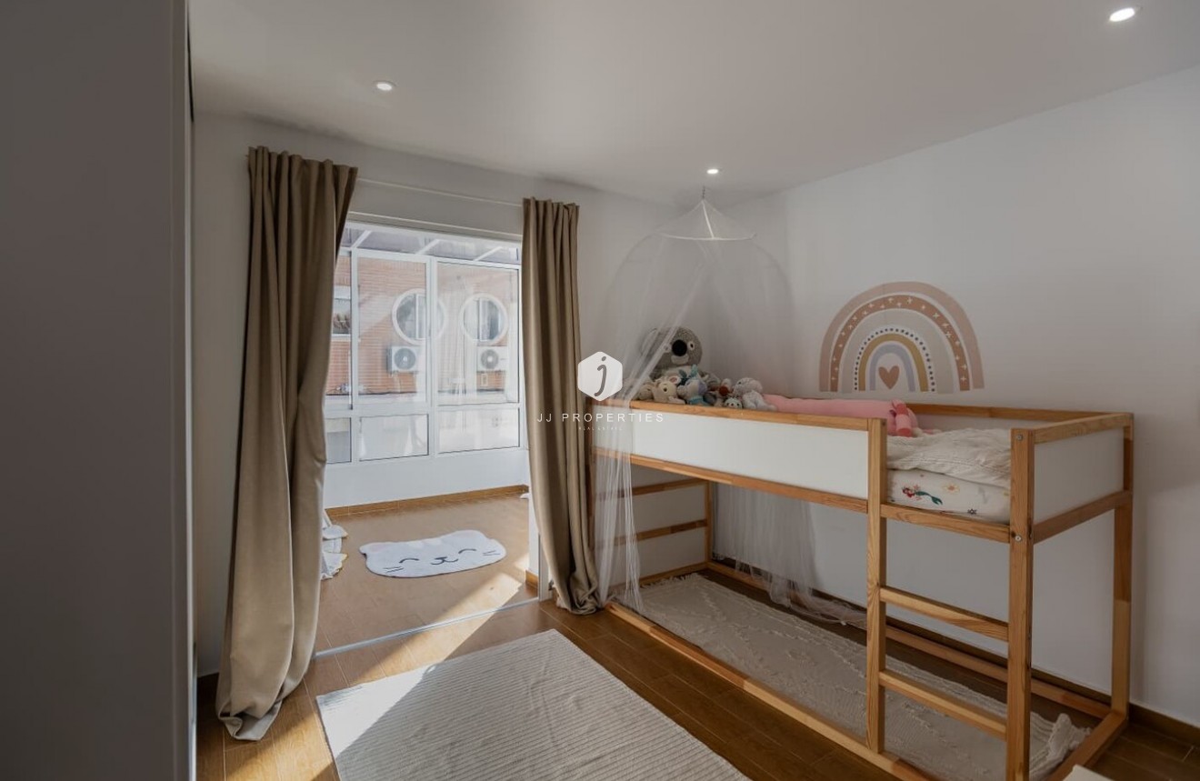 Segunda mano - Chalet -
Torrevieja