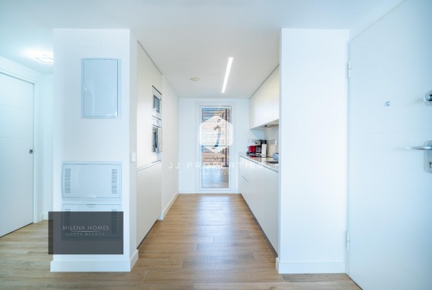 Resale - Apartment / flat -
Torrevieja - Punta prima