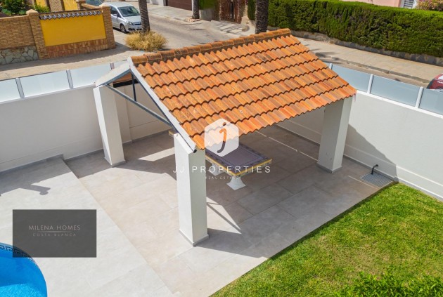 Segunda mano - Villa -
Cabo Roig