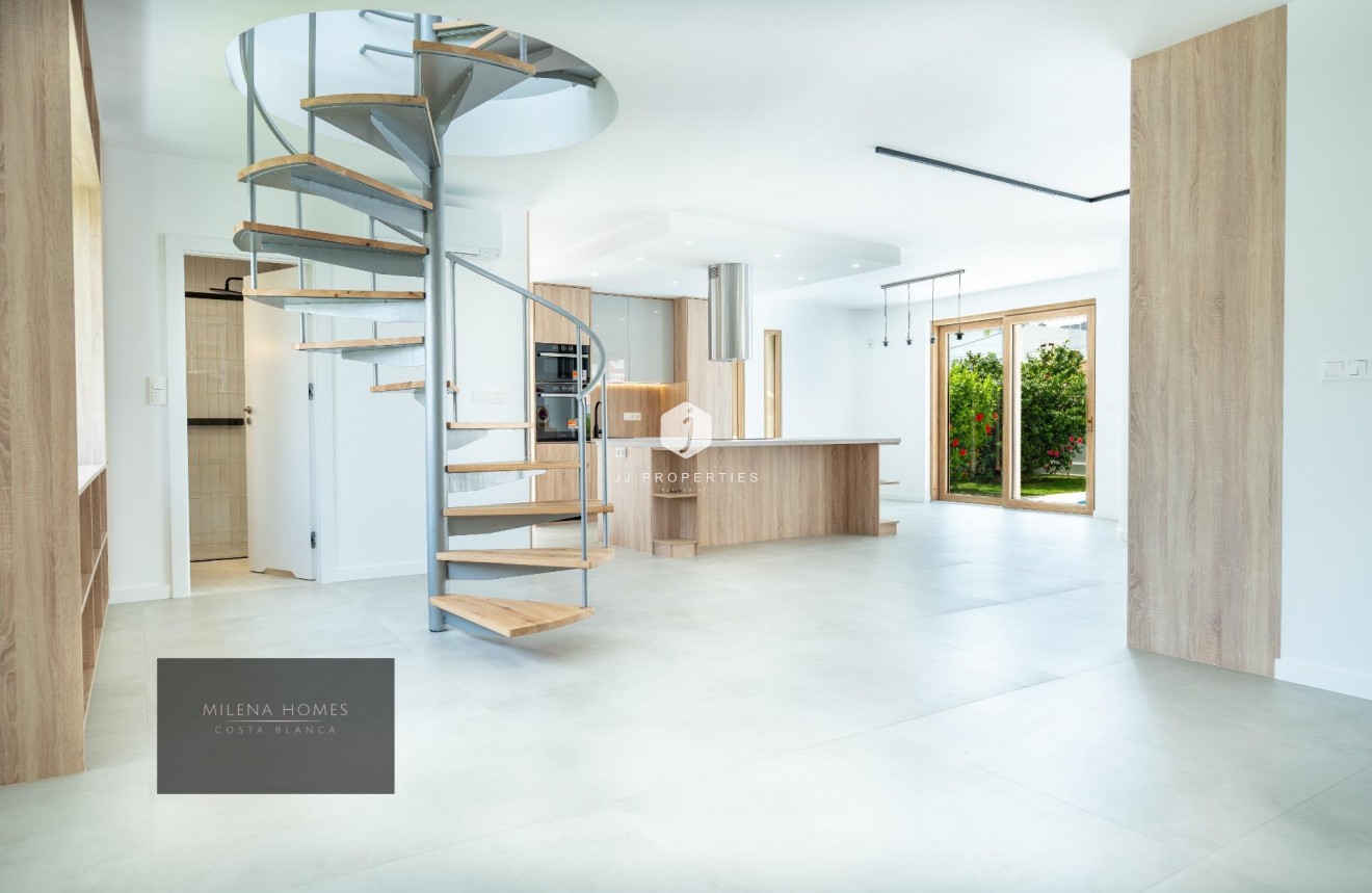 Segunda mano - Villa -
Cabo Roig