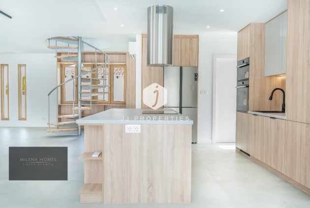 Segunda mano - Villa -
Cabo Roig