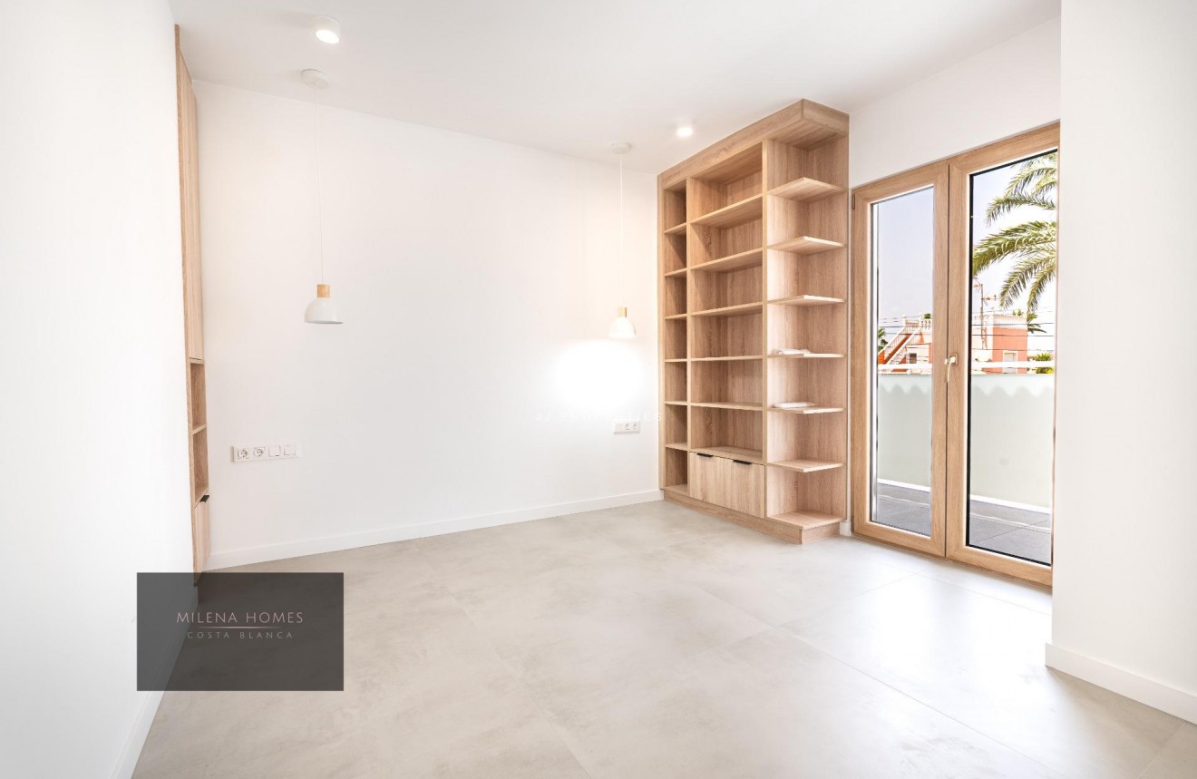 Segunda mano - Villa -
Cabo Roig