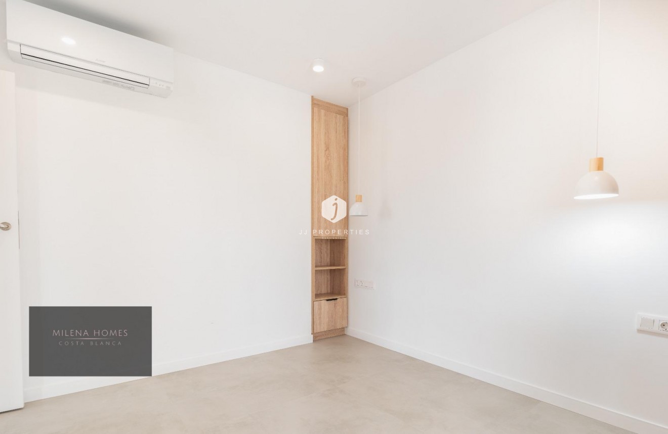 Segunda mano - Villa -
Cabo Roig