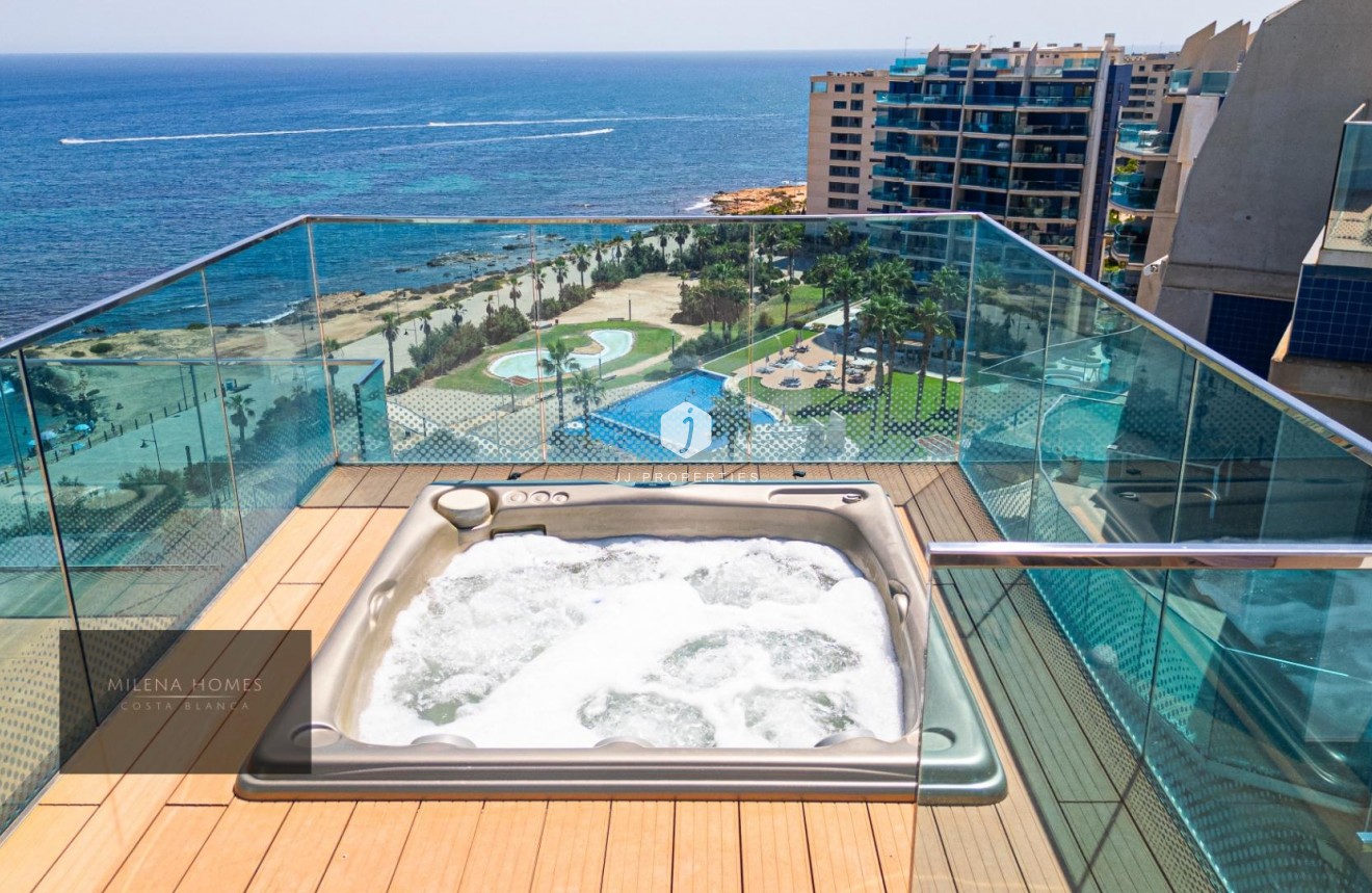 Resale - Penthouse -
Torrevieja - Punta prima