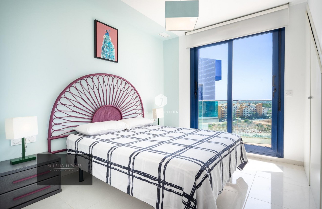 Resale - Penthouse -
Torrevieja - Punta prima