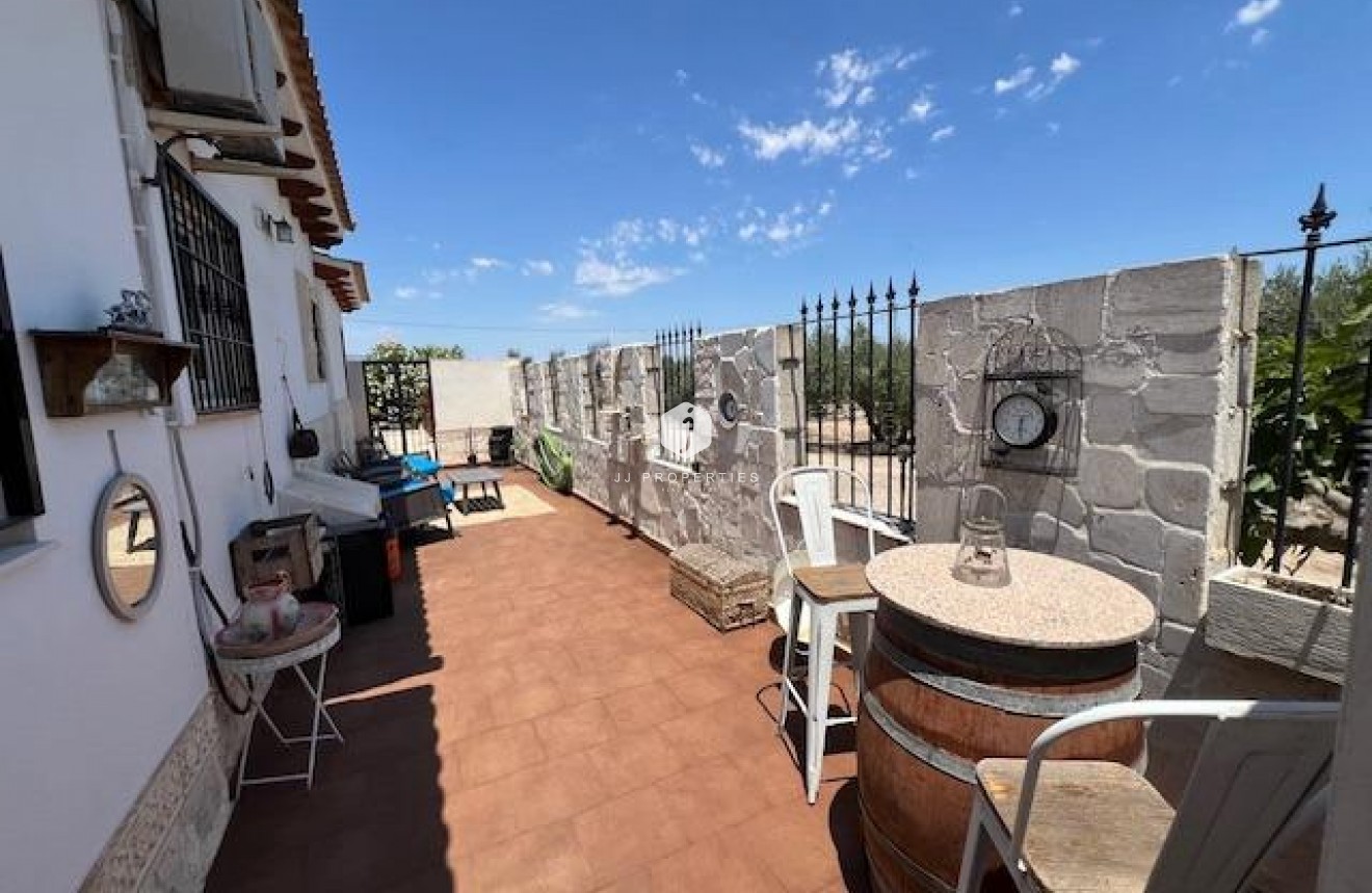 Resale - Villa -
Dolores - Comunidad Valenciana