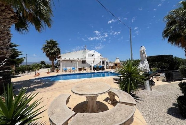 Resale - Villa -
Dolores - Comunidad Valenciana