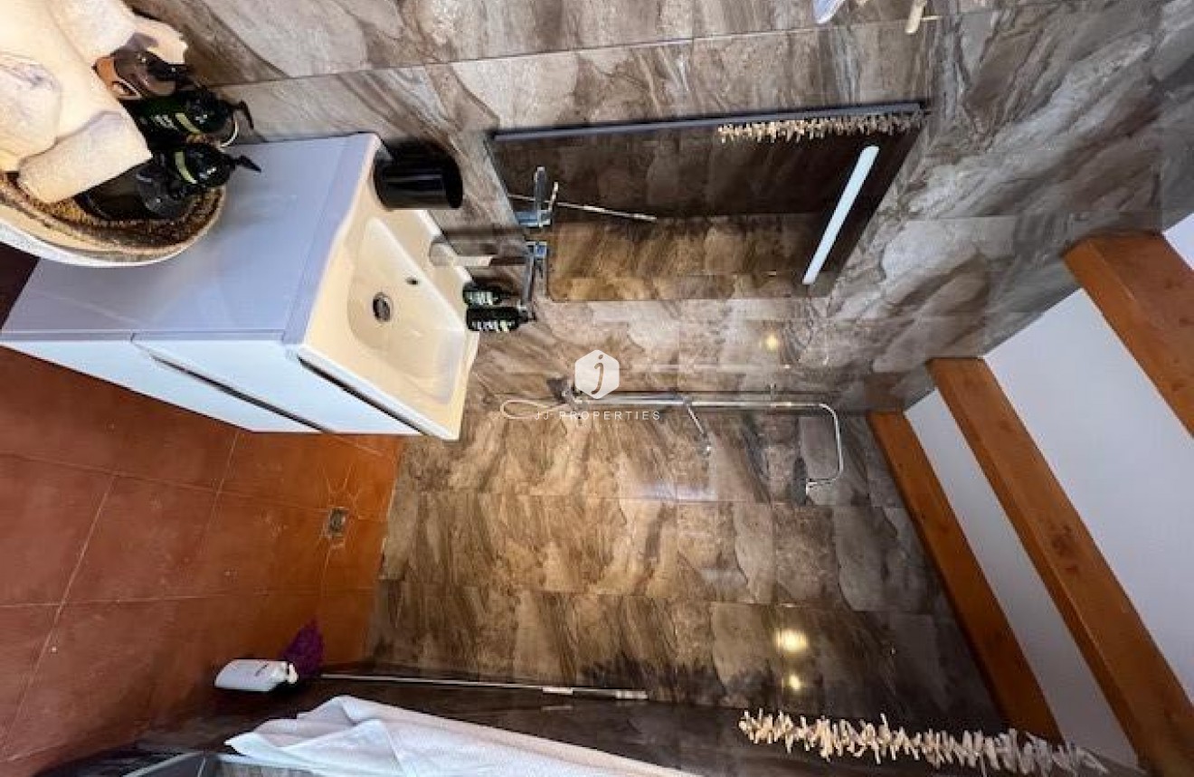 Resale - Villa -
Dolores - Comunidad Valenciana