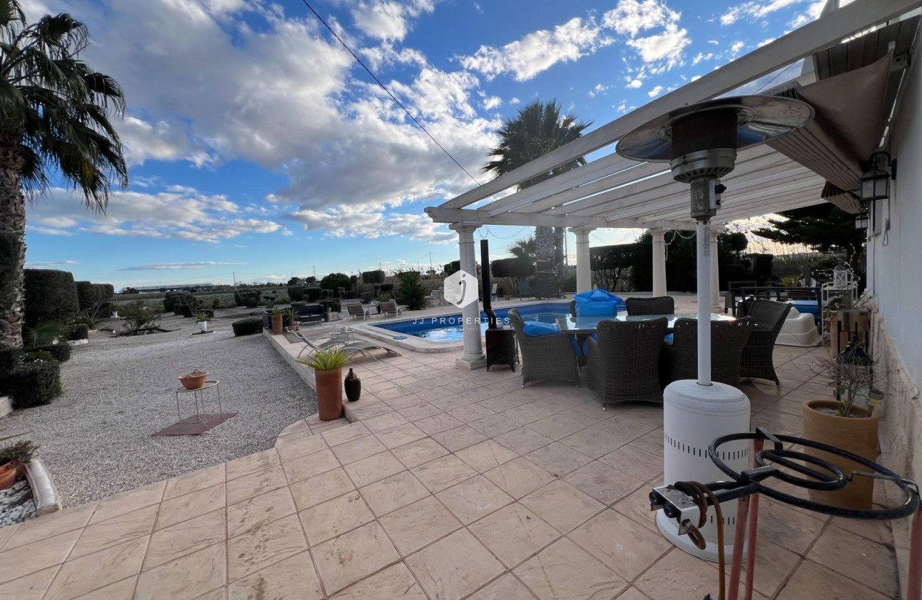 Resale - Villa -
Dolores - Comunidad Valenciana