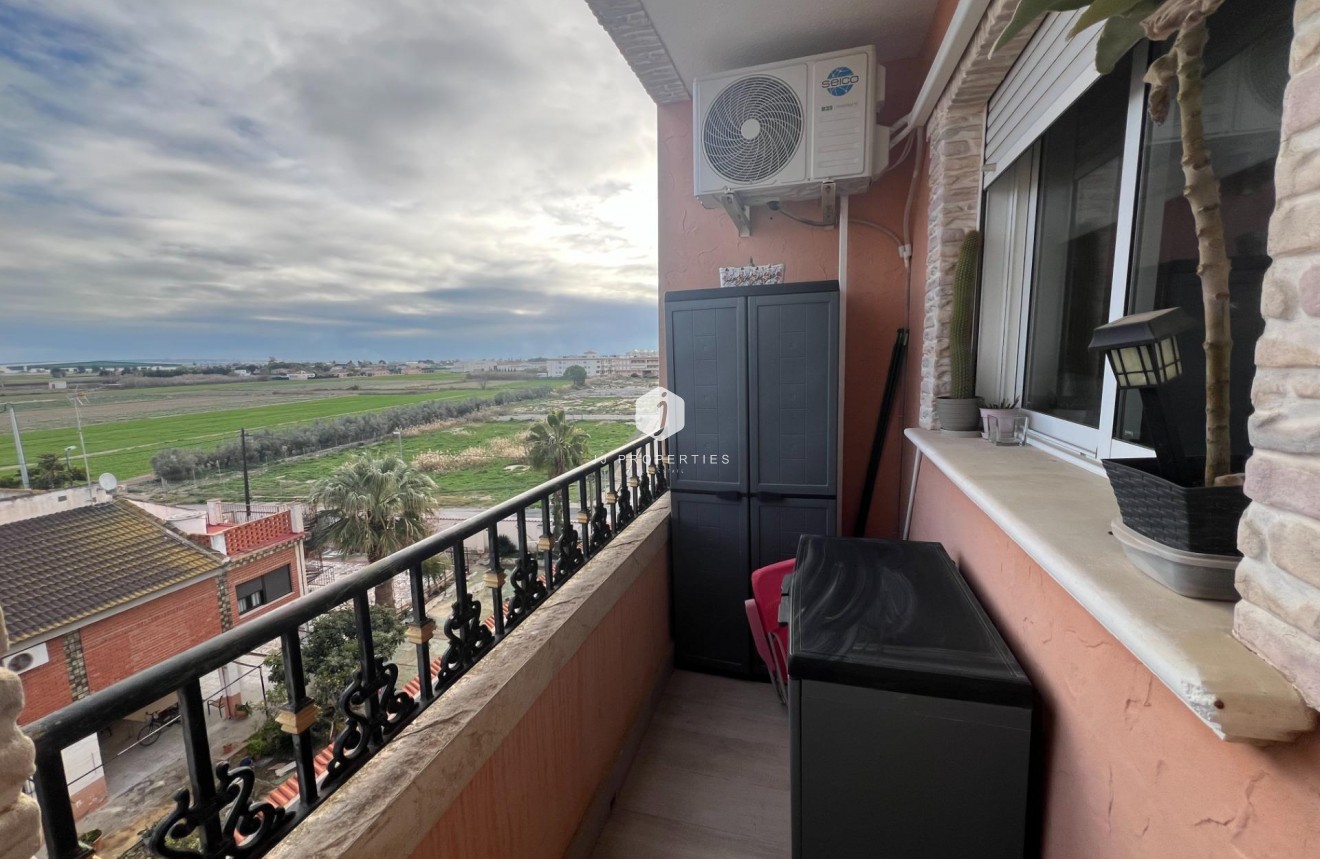 Resale - Apartment / flat -
Dolores - Comunidad Valenciana
