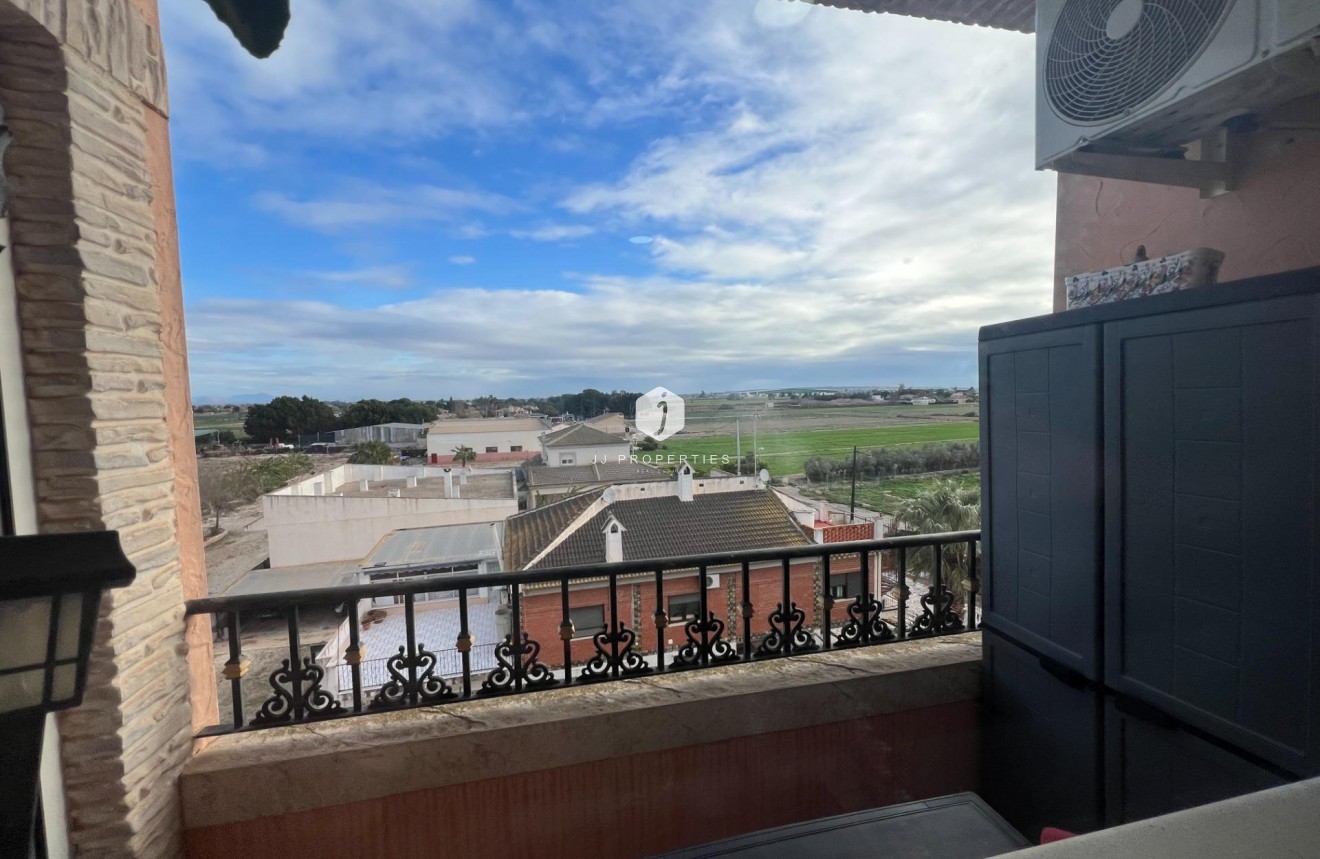 Resale - Apartment / flat -
Dolores - Comunidad Valenciana