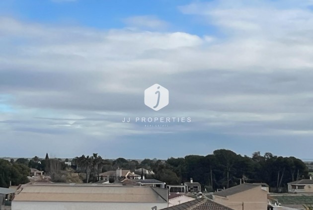 Resale - Apartment / flat -
Dolores - Comunidad Valenciana